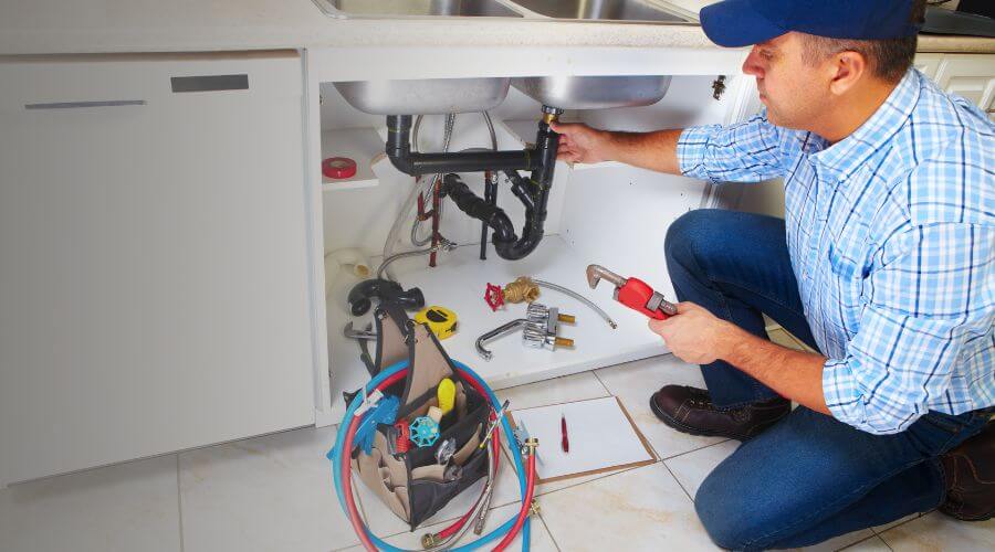 Expert burst pipe repair services in Hubbard, TX